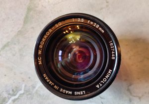 Minolta 28mm F3.5 W. Rokkor - Front lens