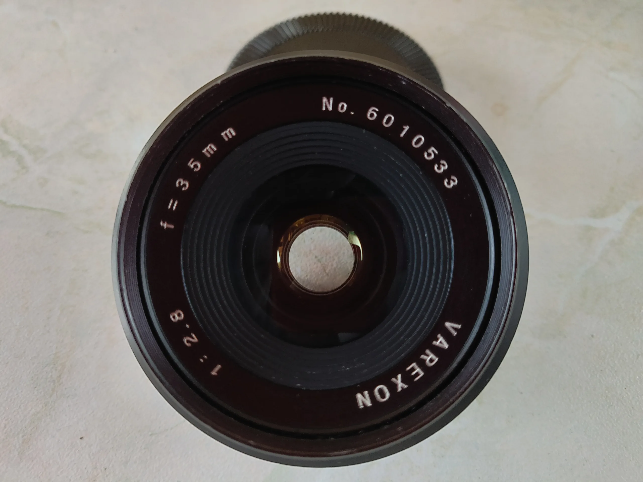 Varexon 35mm F2.8 - Front-lens